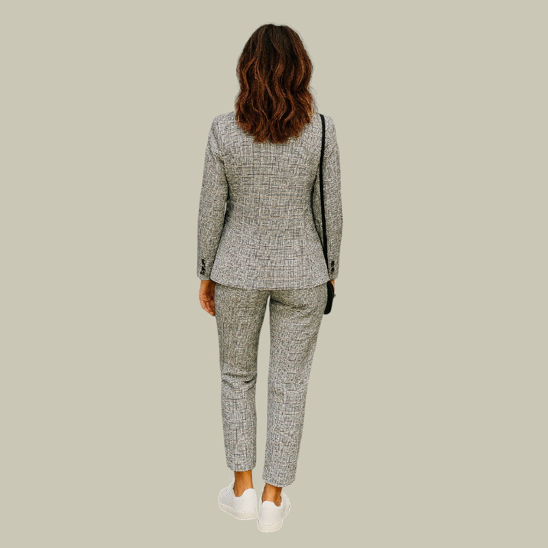 Womens Fitted Blazer and Matching Trouser